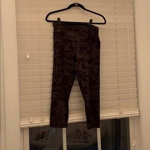 Lululemon camo crop align leggings